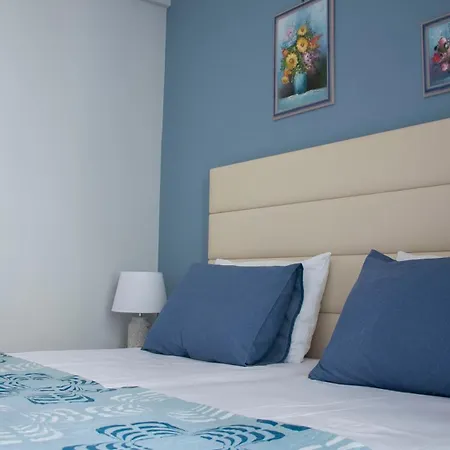 Mary'S Apartment Paralia Dionysiou Exterior photo
